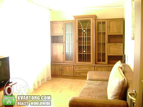 Rent out 2-room apartment. Киев, Рыбальская — photo 1