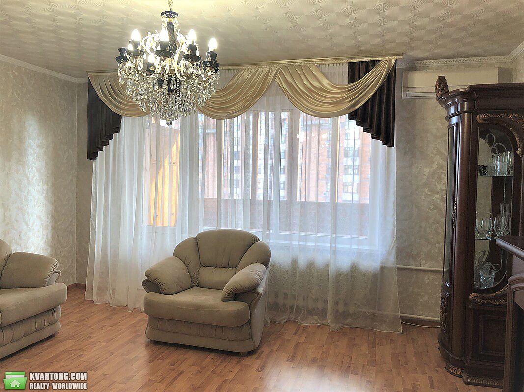 Rent out 3-room apartment. Киев,  Леси Украинки бульв. — photo 6