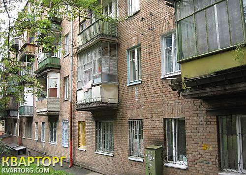 Rent out 3-room apartment. Киев,  Лагерная — photo 1