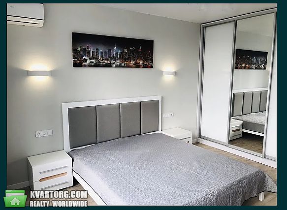 Rent out 1-room apartment. Киев,  Краковская — photo 1