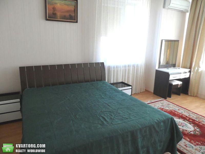 Rent out 2-room apartment. Киев,  Черновола — photo 2