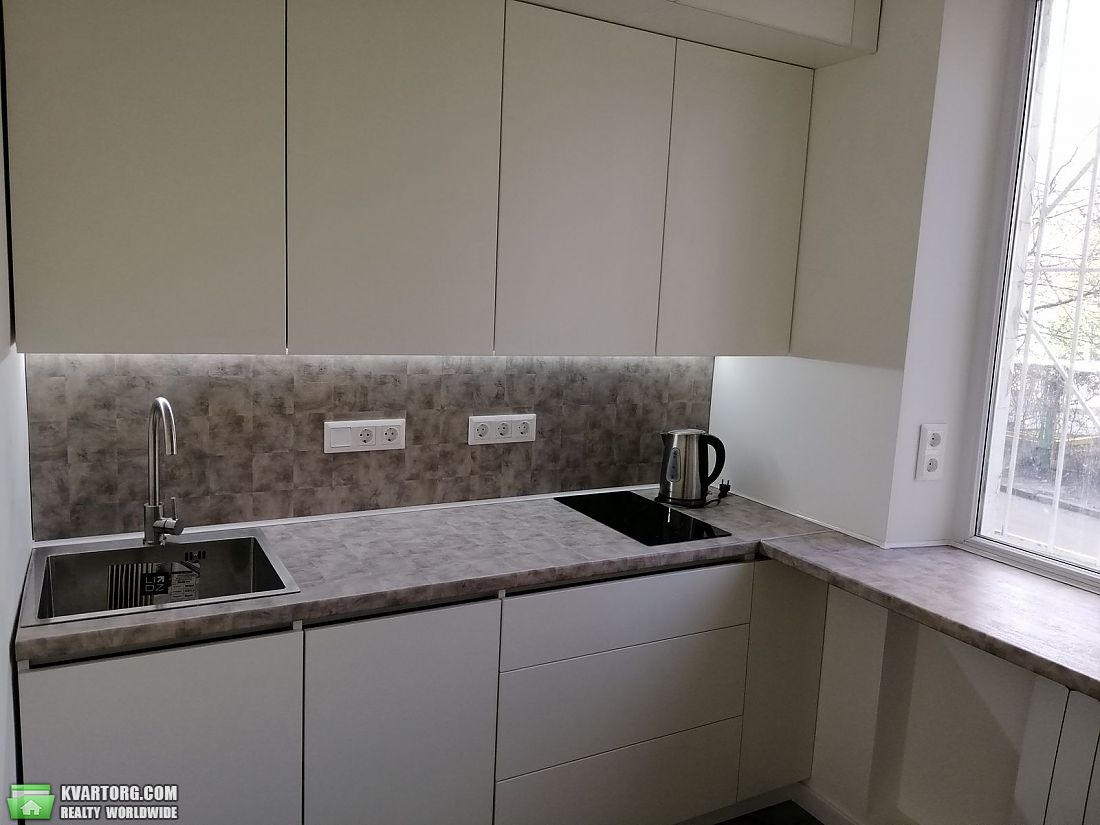Rent out 2-room apartment. Киев, Марии Примаченко — photo 8