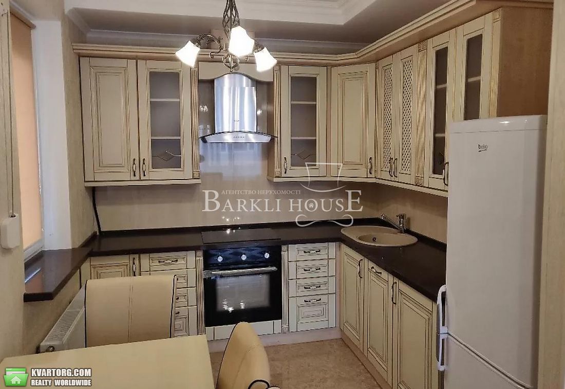 Rent out Townhouse. Киев,  Садовая — photo 8