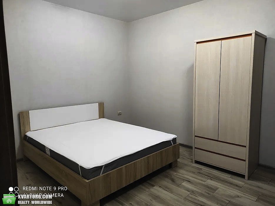 Rent out 2-room apartment. Львов, Замарстинівська — photo 3