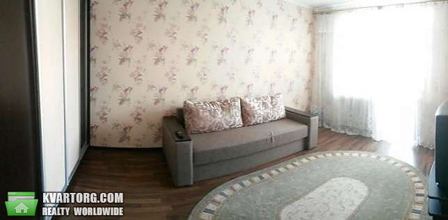 Rent out 2-room apartment. Киев,  Вишняковская — photo 2