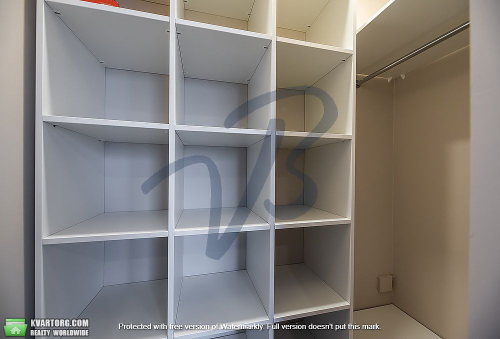 Rent out 2-room apartment. Киев, Набережно Рибальский — photo 6