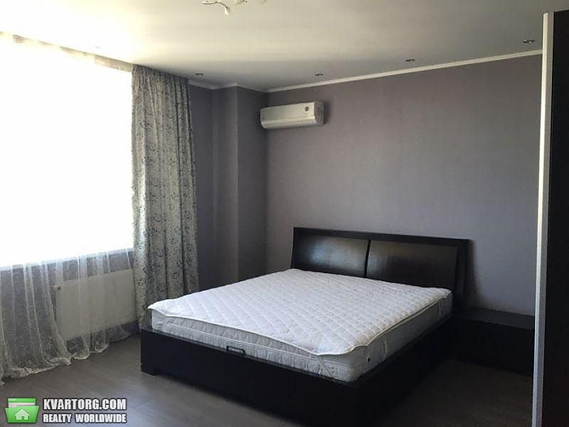 Rent out 3-room apartment. Киев,  Луначарского — photo 5