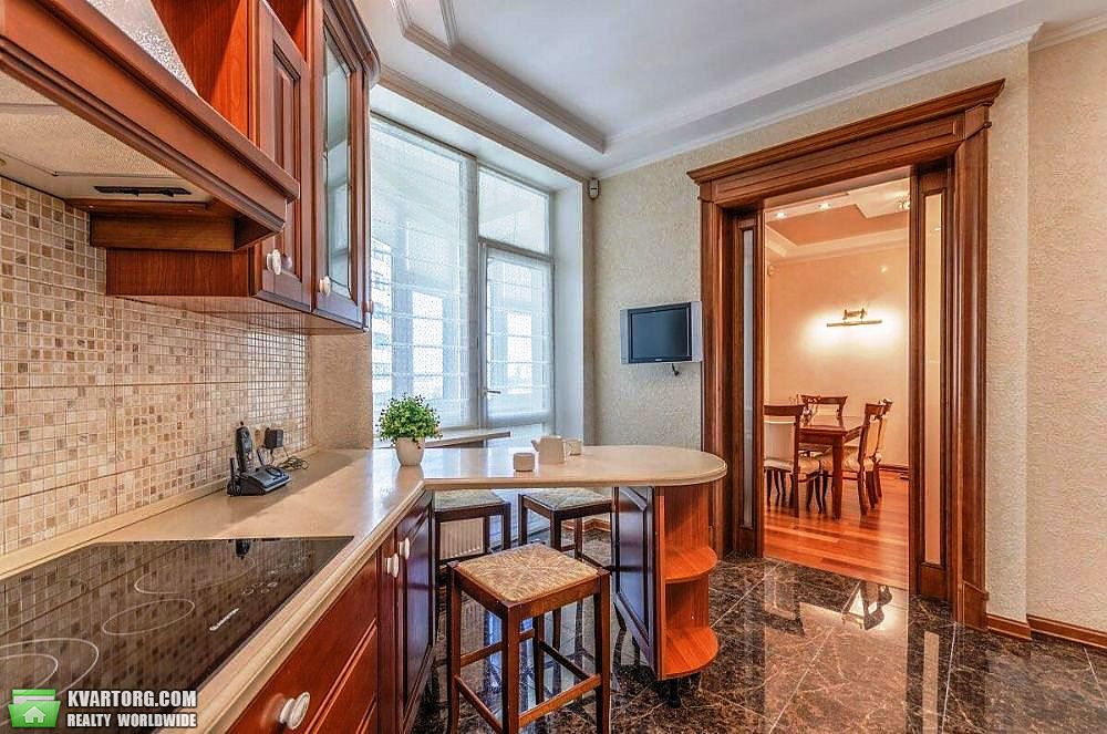 Rent out 4-room apartment. Киев,  Леси Украинки бул — photo 7