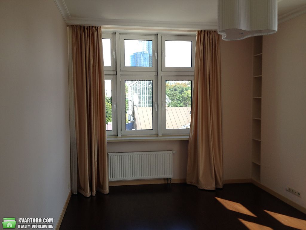 Rent out 4-room apartment. Киев,  Ветрова — photo 2