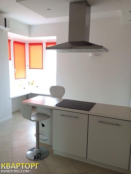 Rent out 2-room apartment. Киев, Сребнокольская — photo 4