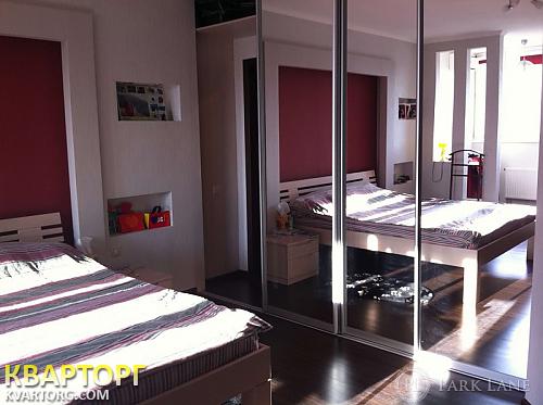 Sell 3-room apartment. Киев,  Голосеевская — photo 1