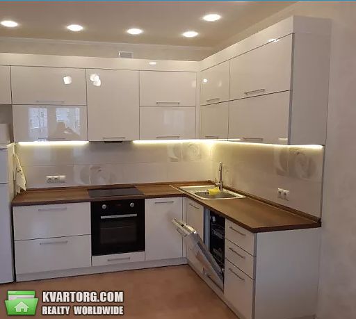 Rent out 2-room apartment. Киев, Сеченова — photo 1