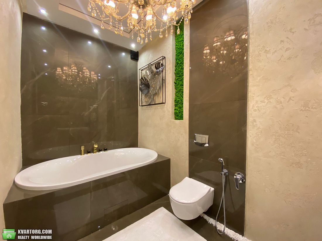 Rent out 3-room apartment. Киев, Драгомирова ул. — photo 3