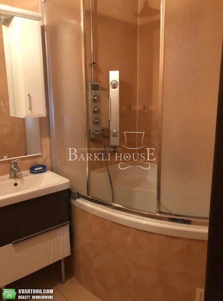 Rent out 3-room apartment. Киев,  Дашавская — photo 8