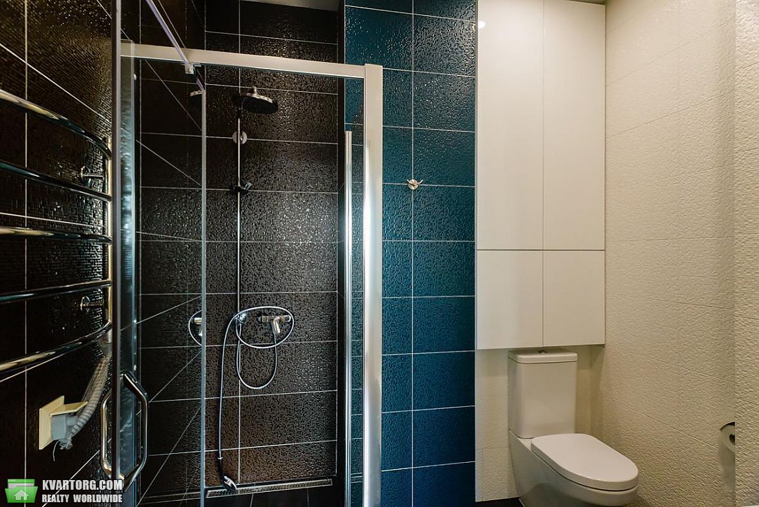 Rent out 3-room apartment. Киев,  Артема — photo 2