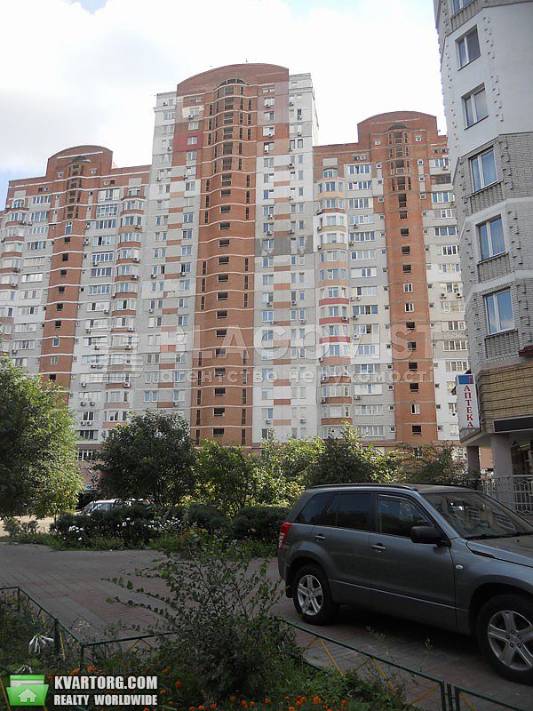 Sell 4-room apartment. Киев,  Амосова — photo 1