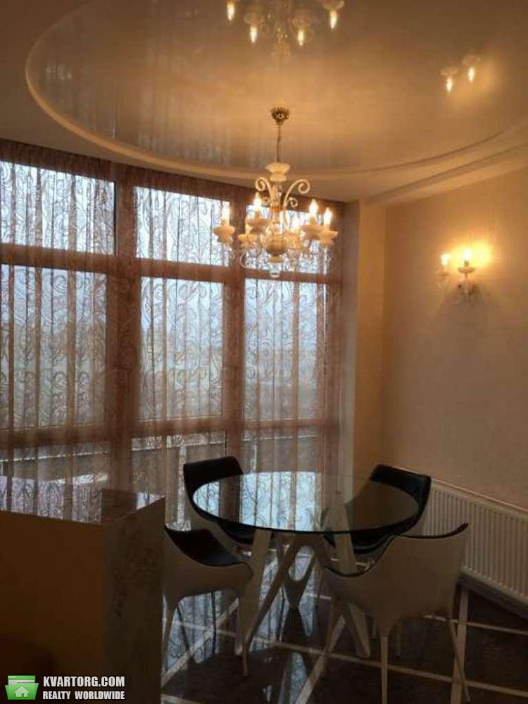 Rent out 2-room apartment. Киев,  Глубочицкая — photo 3