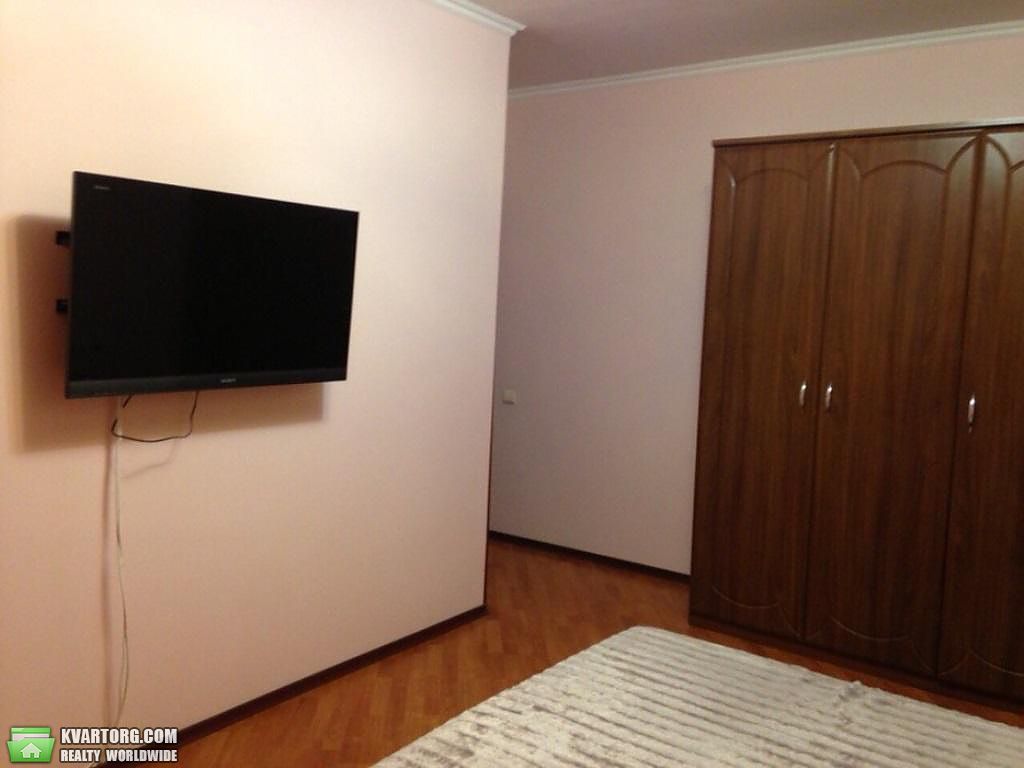 Rent out 4-room apartment. Киев,  Верховного Совета бул — photo 5