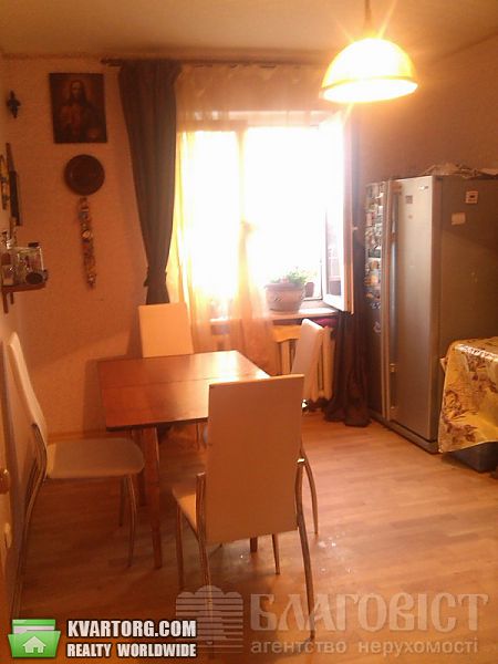 Sell 2-room apartment. Киев, Урловская — photo 4