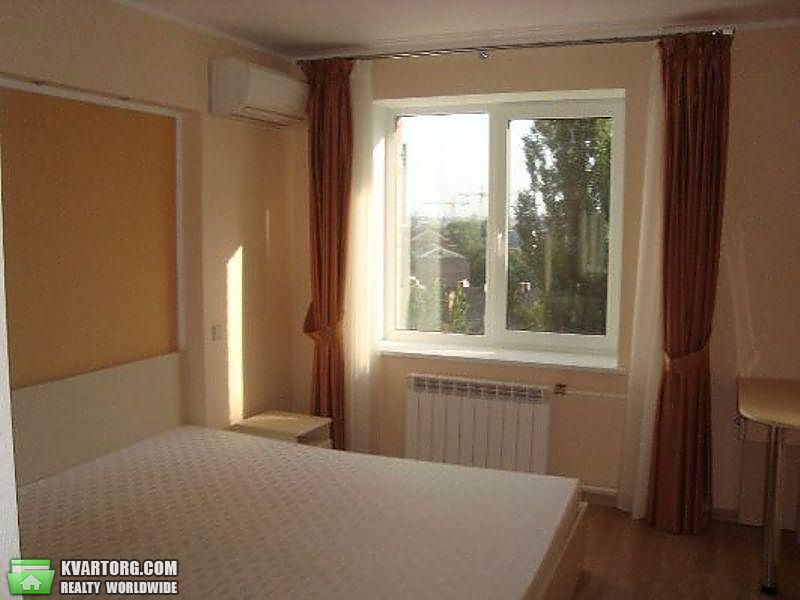 Rent out 2-room apartment. Киев,  Шелковичная — photo 4
