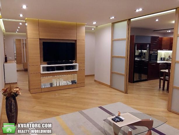 Rent out 3-room apartment. Киев,  Голосеевская — photo 4