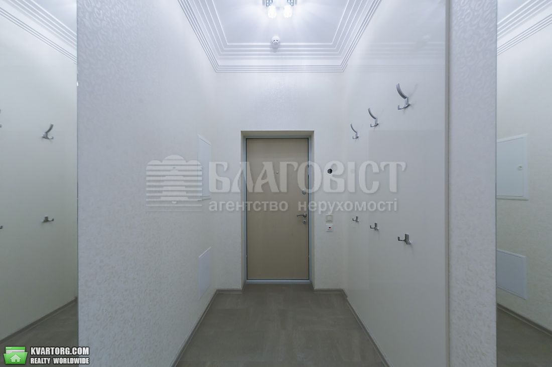 Rent out 3-room apartment. Киев,  Барбюса — photo 5