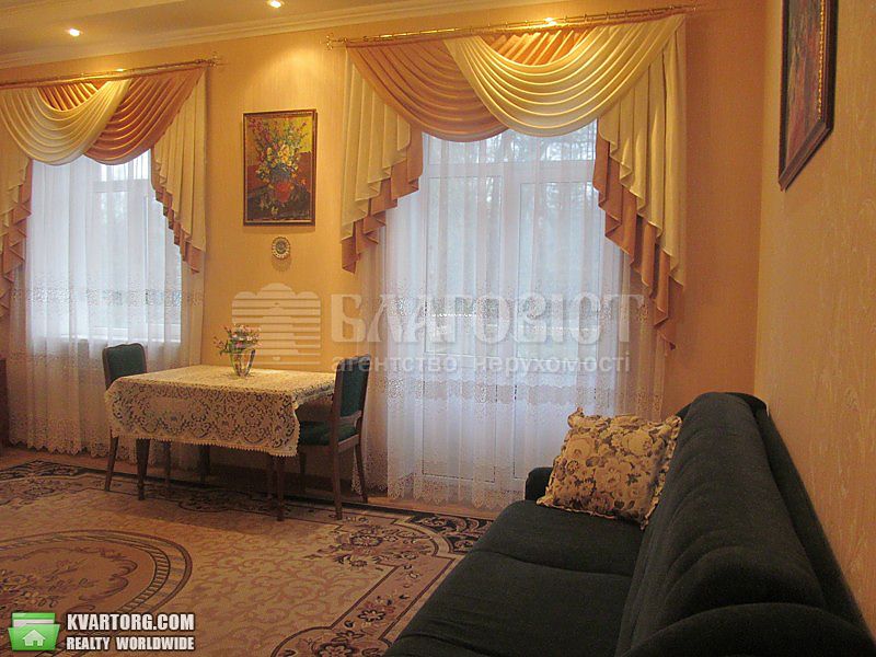Rent out 3-room apartment. Киев,  Грушевского — photo 2