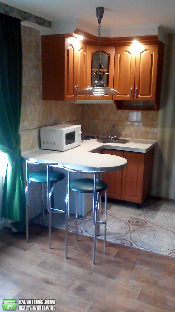 Rent out 1-room apartment. Киев, Ващенко — photo 3