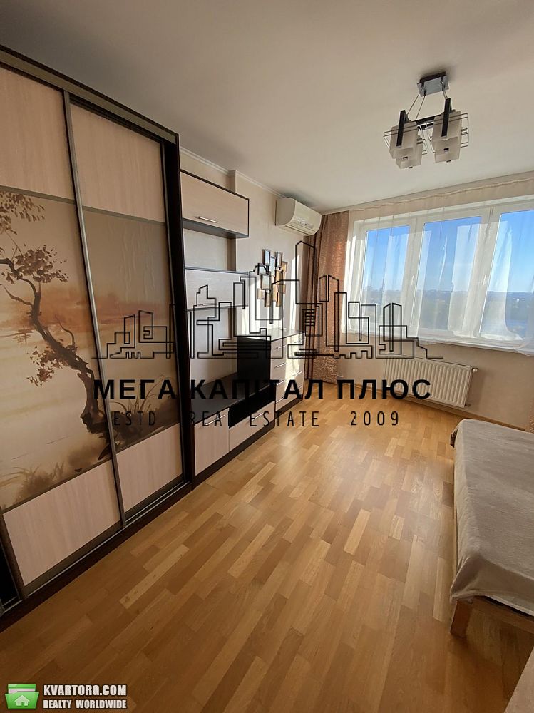 Rent out 3-room apartment. Киев, проспект Перемоги — photo 3