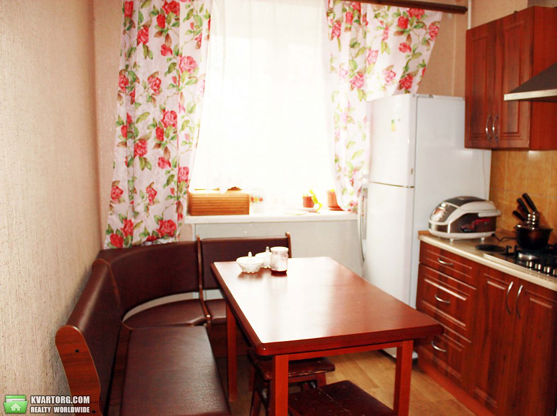 Rent out 2-room apartment. Одесса, Героев Сталинграда — photo 2
