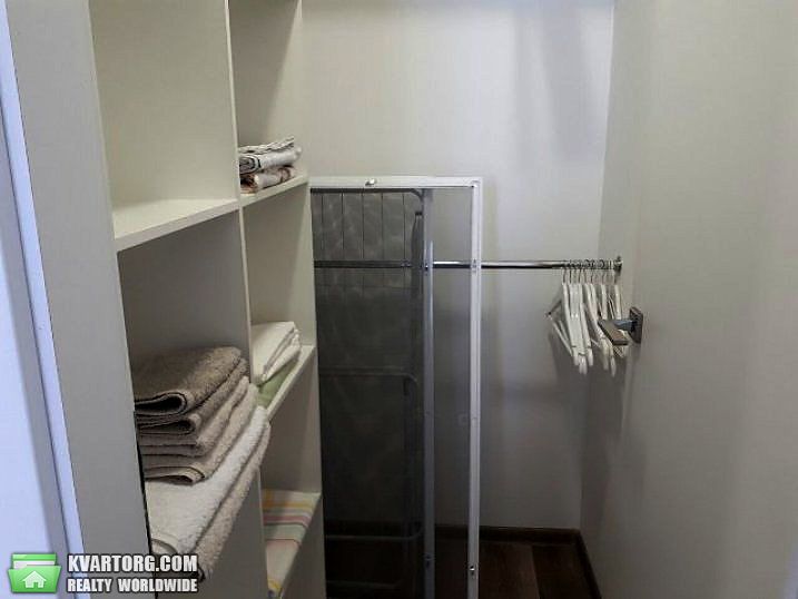 Rent out 2-room apartment. Днепропетровск,  Жуковского — photo 3