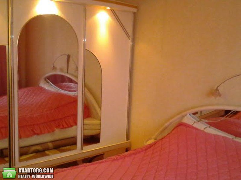 Sell 2-room apartment. Киев,  Симиренко — photo 1