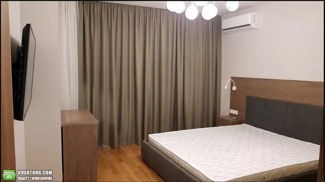 Rent out 2-room apartment. Киев,  Просвещения — photo 5