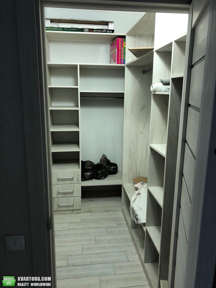 Rent out 1-room apartment. Киев, Конева — photo 4