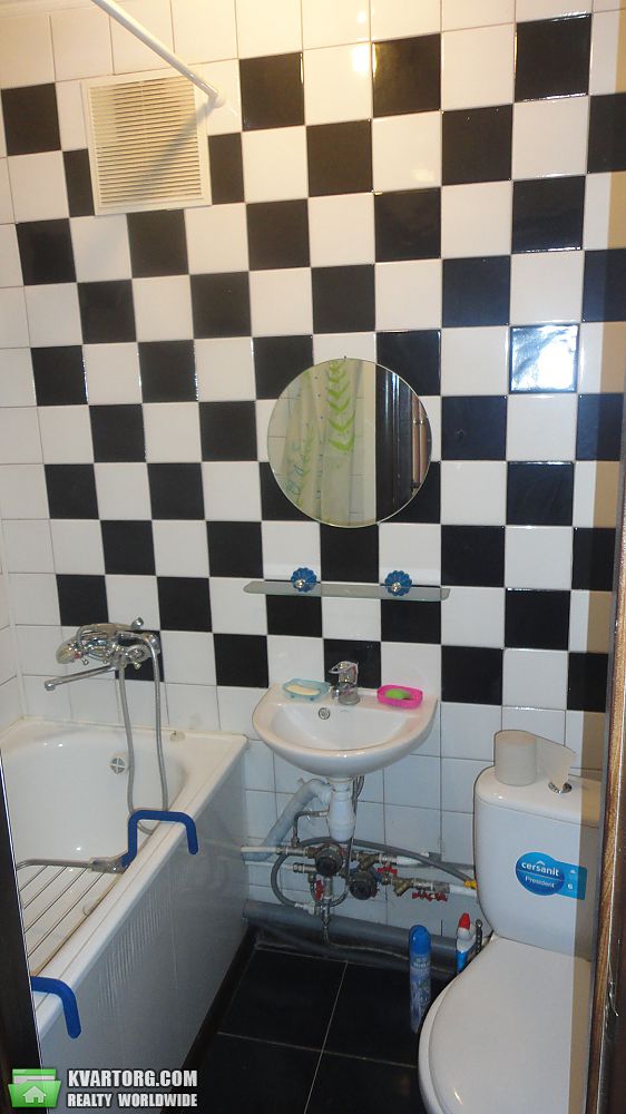 Rent out 1-room apartment. Бровары, Независимости — photo 2