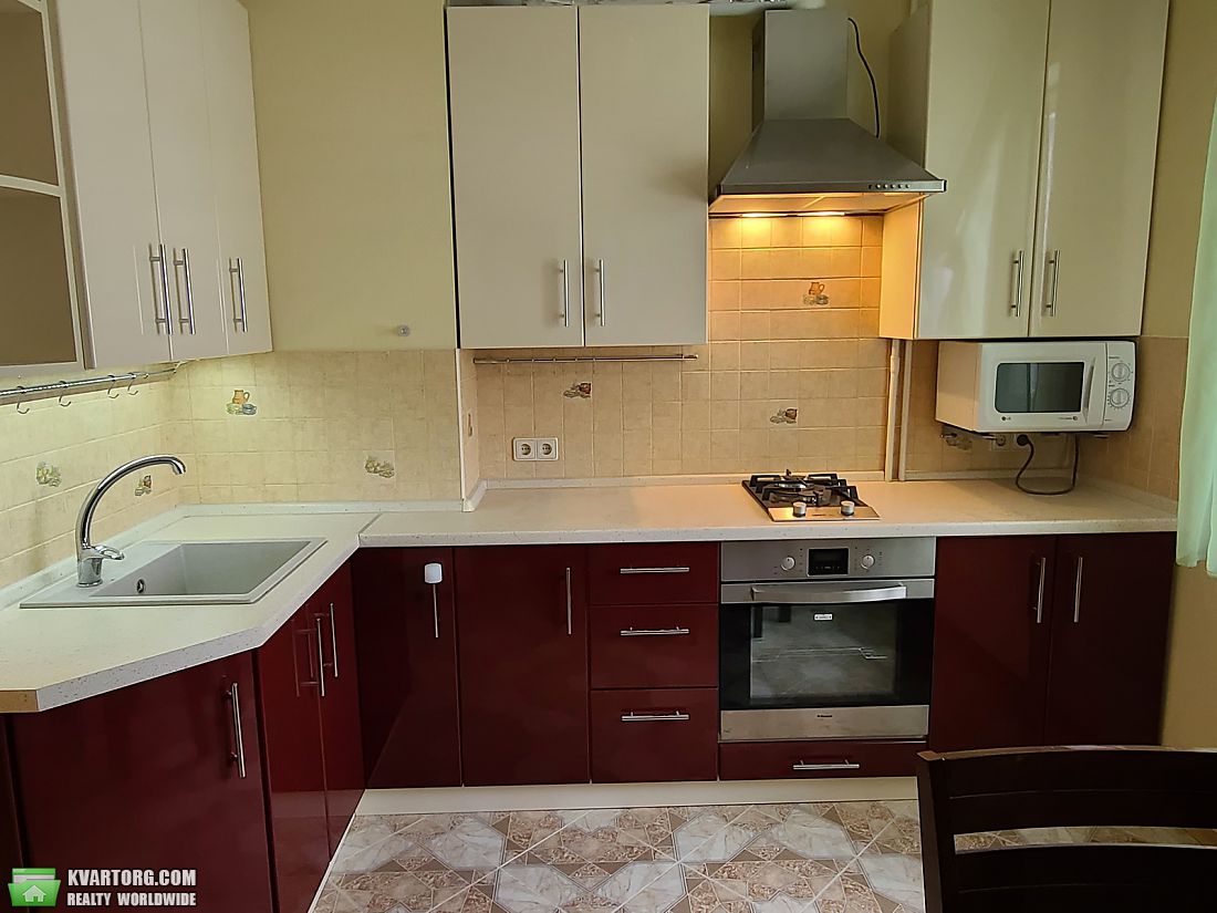 Sell 1-room apartment. Киев,  Огородная — photo 1