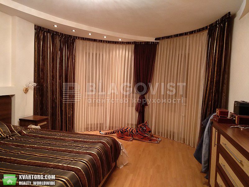 Sell 3-room apartment. Киев,  Голосеевская — photo 2