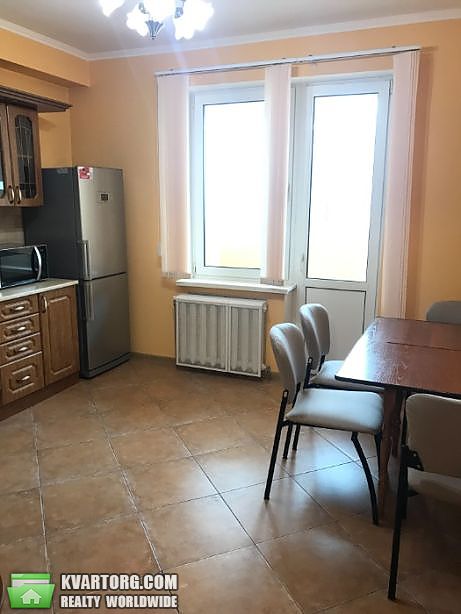 Rent out 3-room apartment. Киев,  Просвещения — photo 3