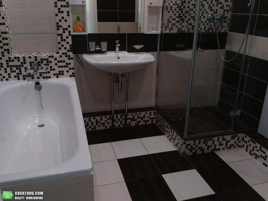 Rent out 2-room apartment. Киев, деловая — photo 8