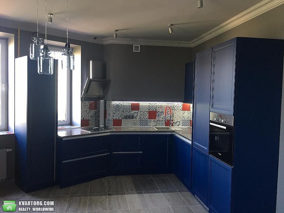 Rent out 2-room apartment. Киев,  Нагорная — photo 1