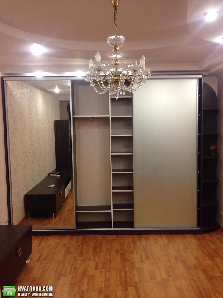Sell 2-room apartment. Киев,  Мостицкая — photo 3