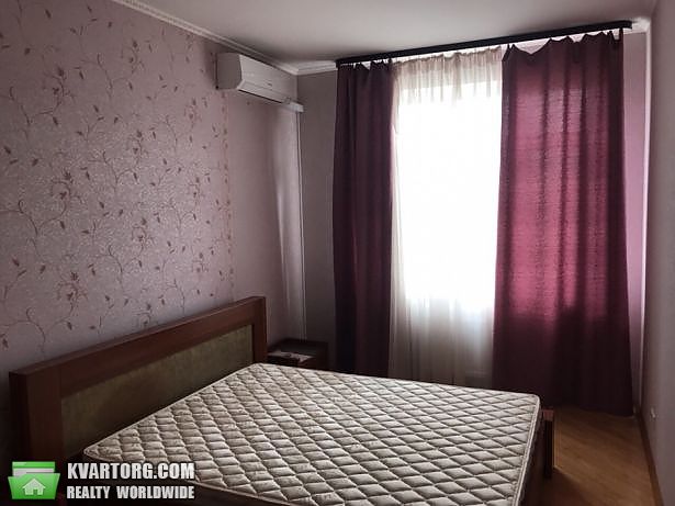 Rent out 2-room apartment. Киев,  Щекавицкая — photo 3