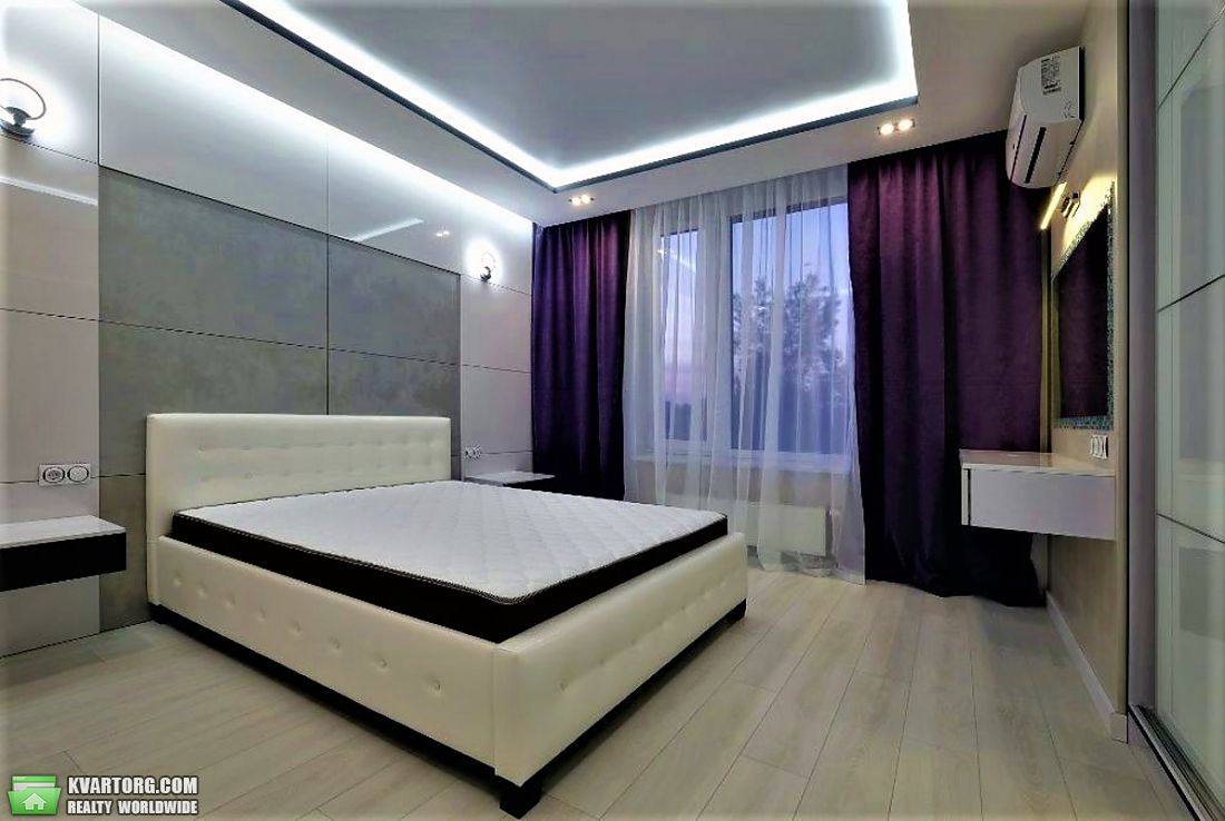 Sell 2-room apartment. Киев,  Днепровская наб — photo 2