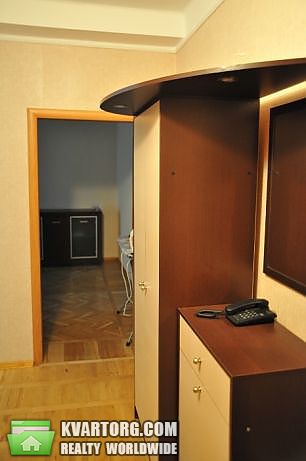 Rent out 2-room apartment. Киев,  Большая Васильковская — photo 4