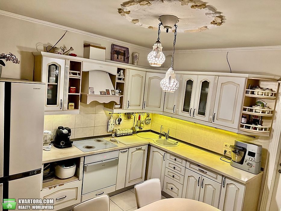 Sell 2-room apartment. Киев, Ивана Пулюя — photo 1