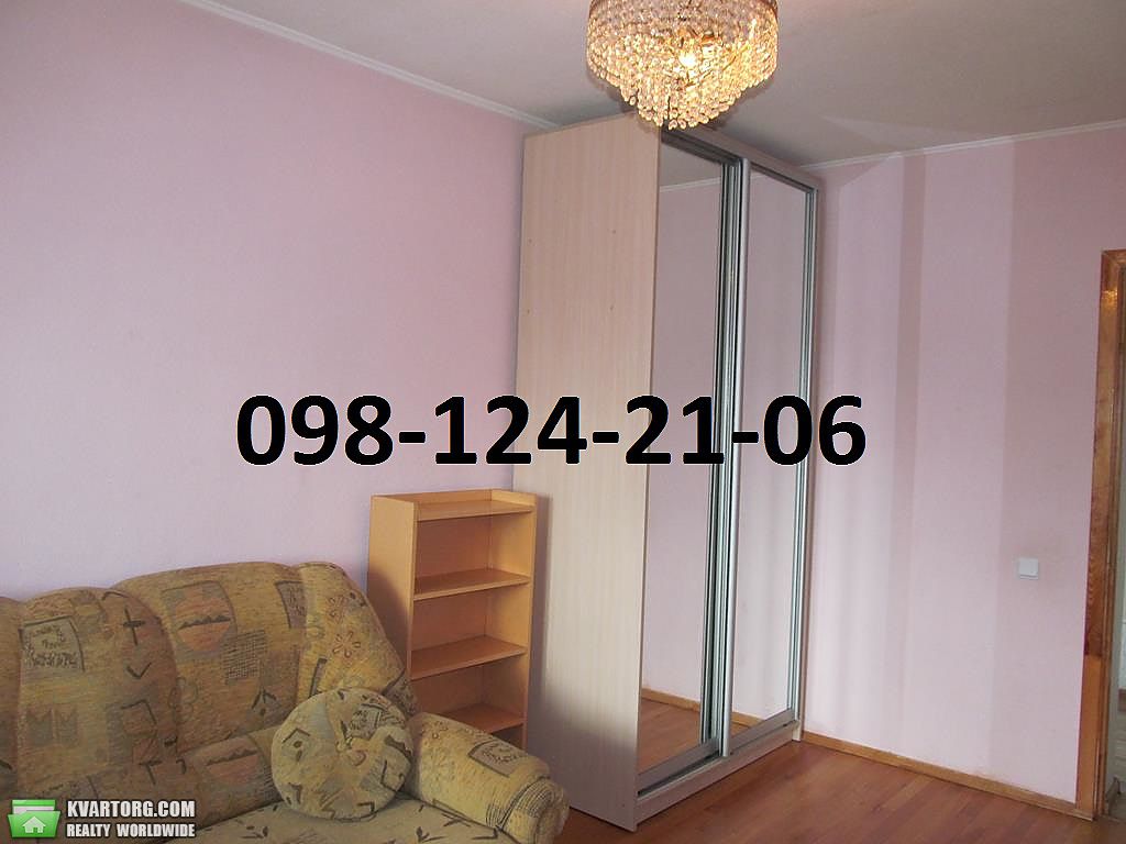 Rent out 2-room apartment. Киев,  Челябинская — photo 5