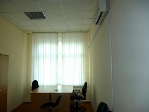Rent out office. Киев, Мельникова — photo 1