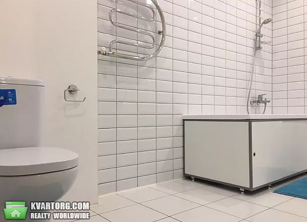 Rent out 2-room apartment. Киев,  Братская — photo 1