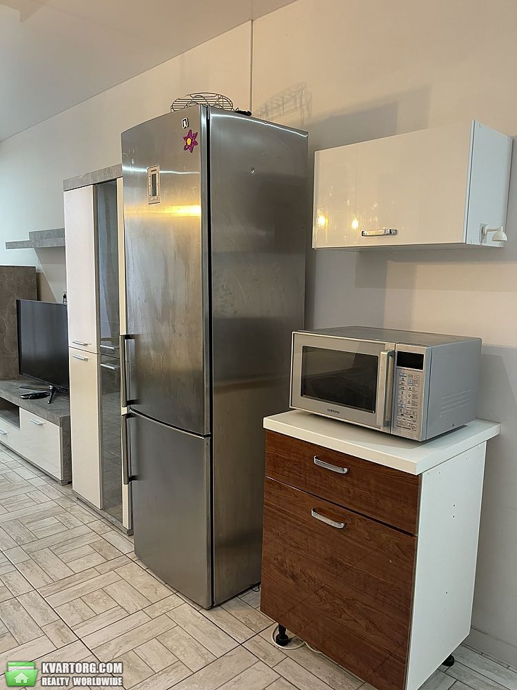 Rent out 2-room apartment. Киев, Вацлава Гавела — photo 2