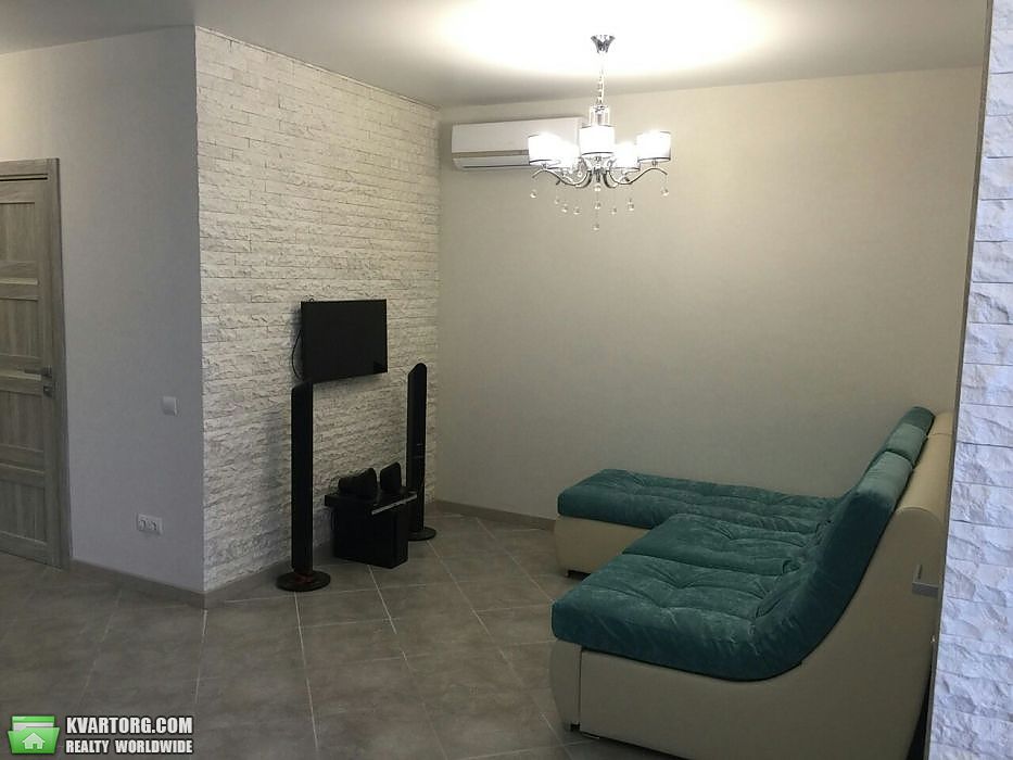 Rent out 2-room apartment. Киев,  Правды пр — photo 5